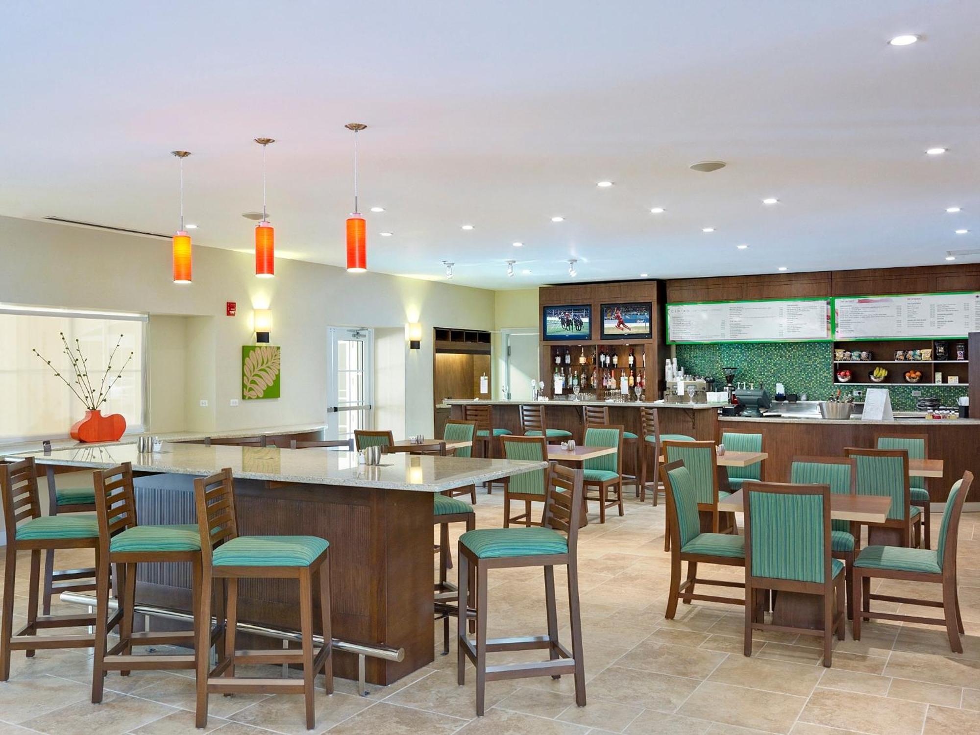 Courtyard By Marriott Bridgetown, Barbados Hotel Restaurant photo
